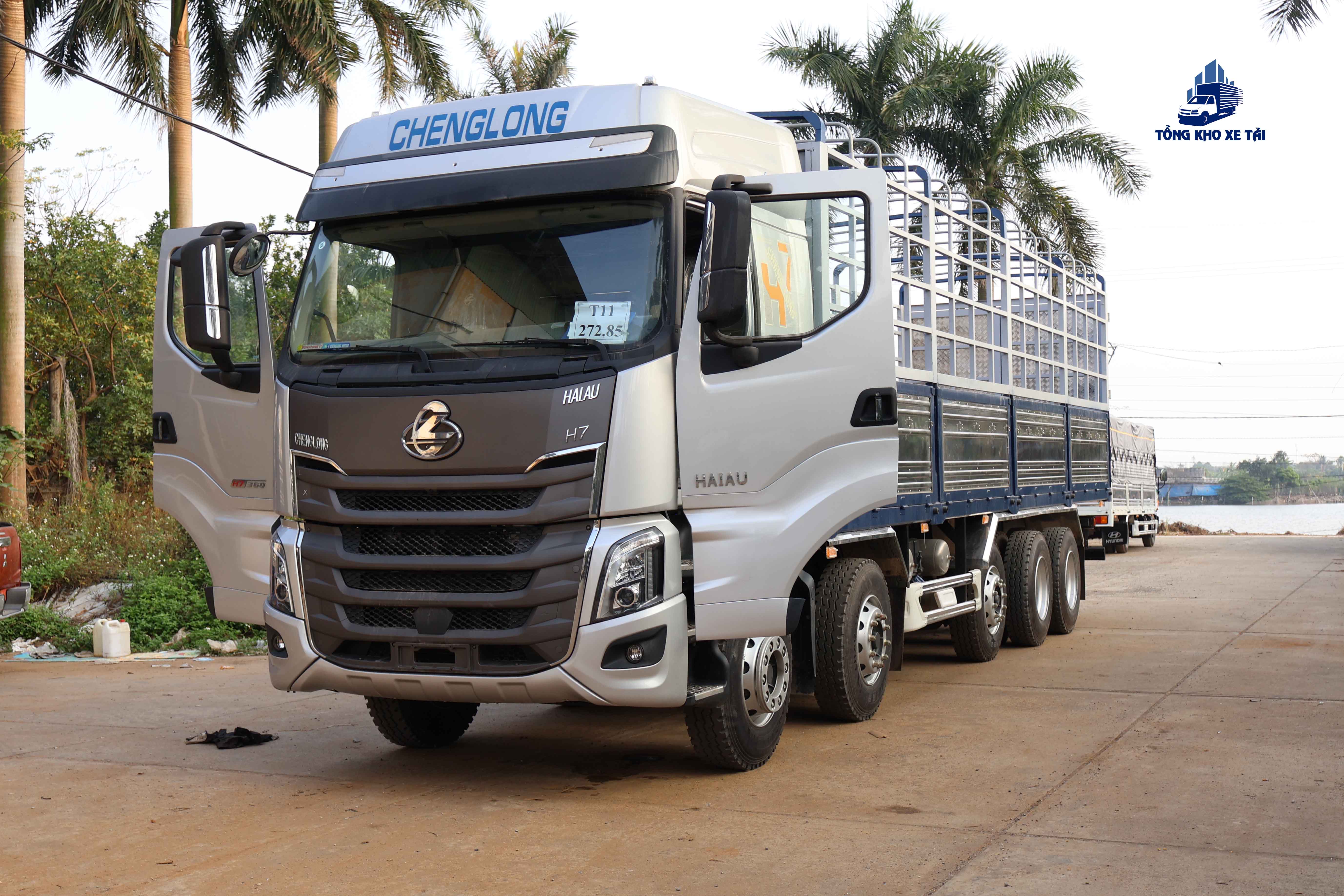XE TẢI 5 CHÂN CHENGLONG H7 360Hp THÙNG MUI BẠT ĐỜI 2026